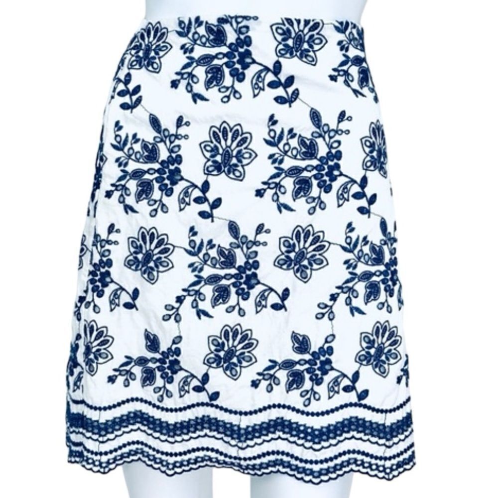 New with tags Loft, blue and white skirt